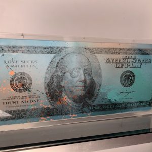 Ref : ADS972 - Sculpture Billion Dollar bill - MAXIMILIAN WIEDEMANN