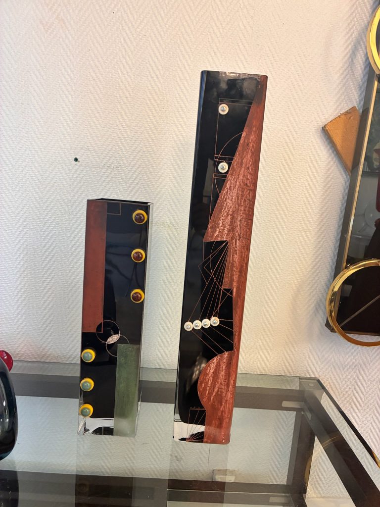 Ref : V375 - À. Riecke. Ensemble de 2 vases en verre signé.