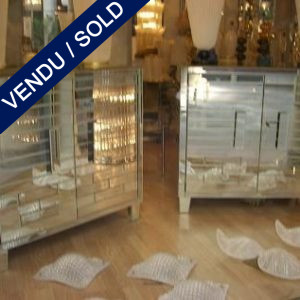 1 pair of Mirrors chests. 2 doors. - SOLD