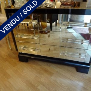 Ref : M81 - Whole in mirror - SOLD