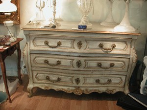 Commode XVIIIth in painted wood - SOLD